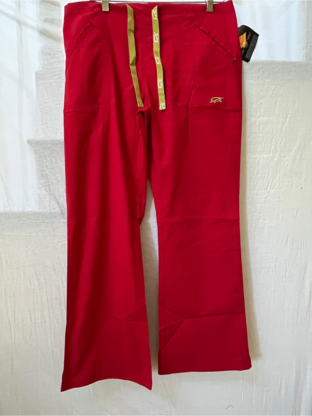 Iguana Red Medical Aesthetician Work Scrubs SF 49ers KC Chiefs Women Sz Medium